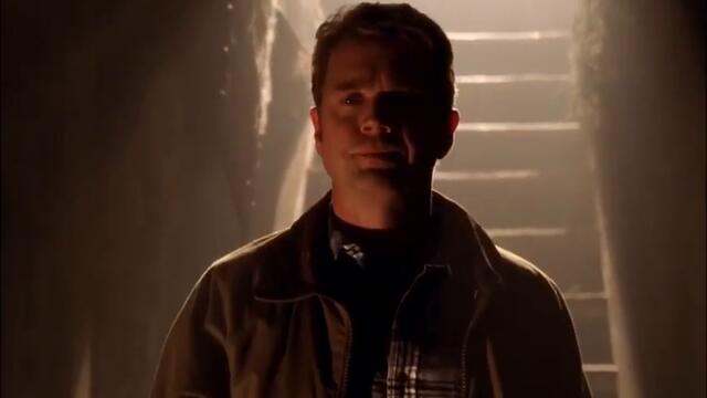 Smallville 2x17 - Clark reads a disturbing message from Jor-El