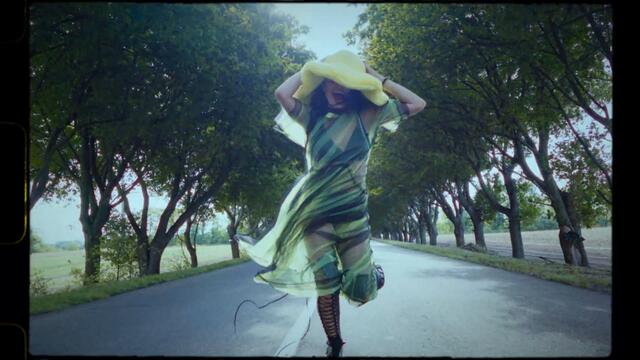 Michelle Andrade - Tonight [Official Video]