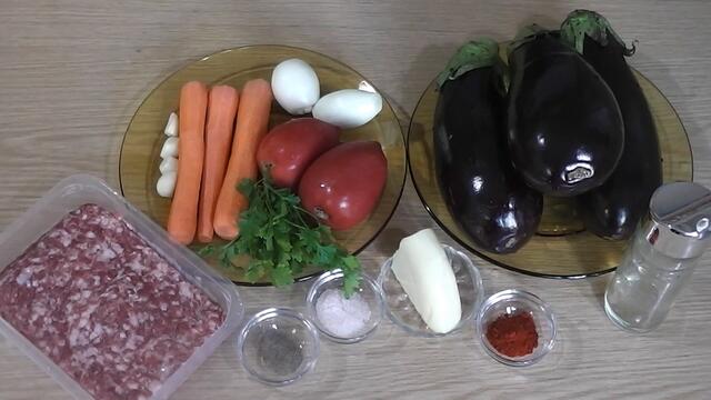 Апетитни пълнени патладжани