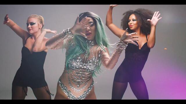 GABI DEMARTINO - Pretty Little Mind