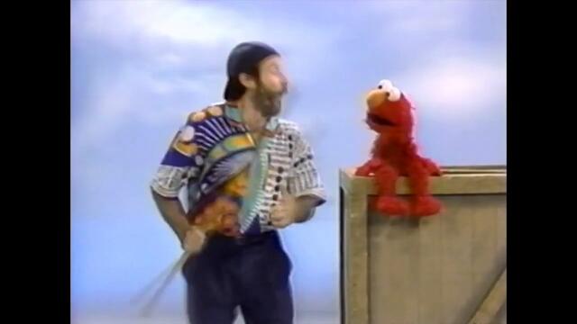 Elmo and Robin Williams (blooper reel)