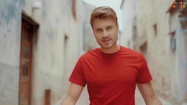 DINO PETRIĆ - STO ŽIVOTA (ft. KATARINA GRUJO)