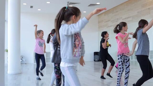 Детски танцови групи в Latin Force!