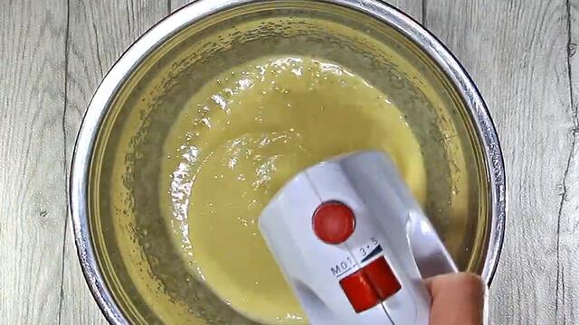 Пухкави ванилови мъфини с кисело мляко