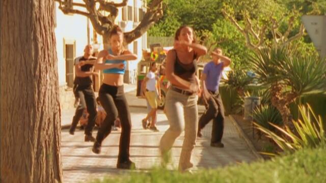 Vengaboys - We like to Party! (The Vengabus)