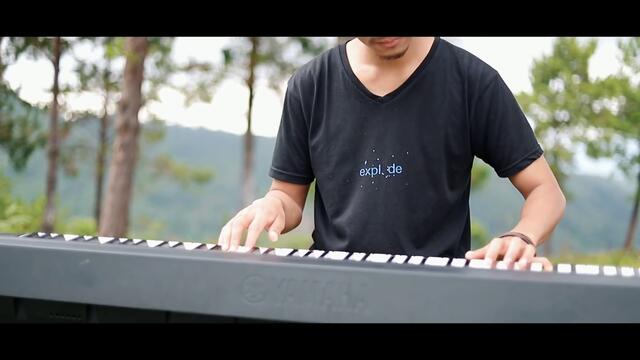 Fly (official video)