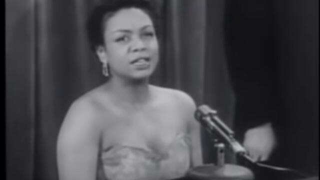 Hazel Scott w/ Charles Mingus, Rudy Nichols. "Autumn Leaves"