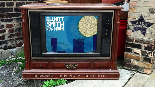 Elliott Smith - Half Right (from New Moon)