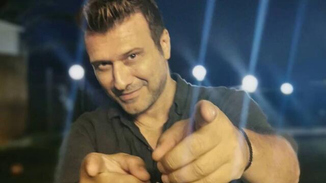 Γιάννης Πλούταρχος - Μια Μέρα Θα Είμαστε Μαζί - един ден ще бъдем заедно
