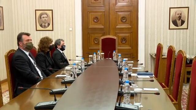 Среща на президента с Има такъв народ