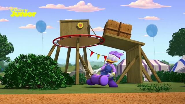 Daisy Does It | 🚗 Mickey Mouse Mixed-Up Adventures | Disney Junior