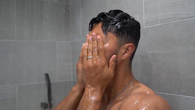 How To Properly Wash Your Hair
