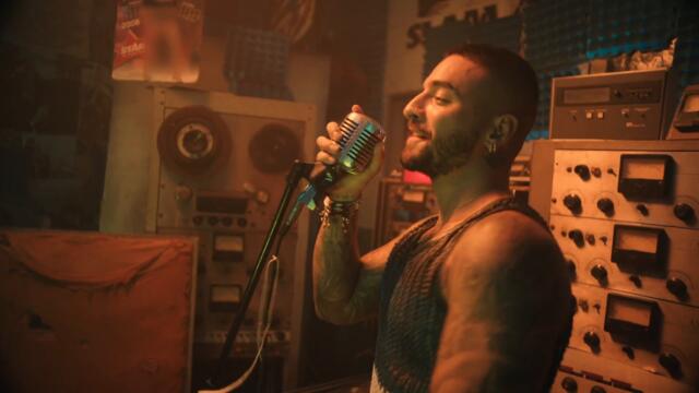 Maluma - La Burbuja (Official Video)