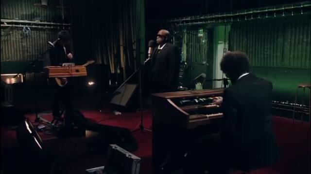 Gnarls Barkley - Who's Gonna Save My Soul