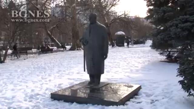 Не трънен венец слагаме на България, а я сваляме от кръста за възкресение