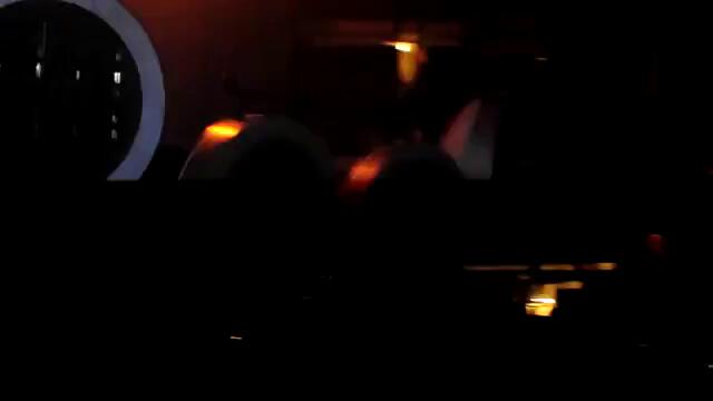 YouTube - ‪Fire on the Stage - Rihanna_s Concert at American Airlines Center - Dallas‬‏