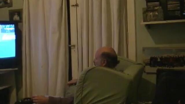 YouTube - ‪REACCIONES DE UN HOMBRE PACÍFICO_ El Tano Pasman _andate a la puta que te re mil pario_‬‏