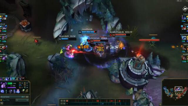 {Авторски} Играя LoL и показвам пингвинче ;3