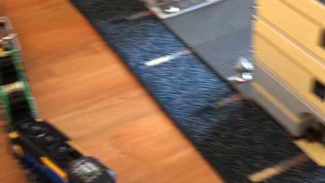 Лего град и влак