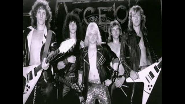 Accept - Dogs on Leads