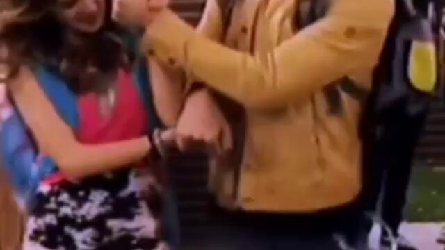 Остин и Али