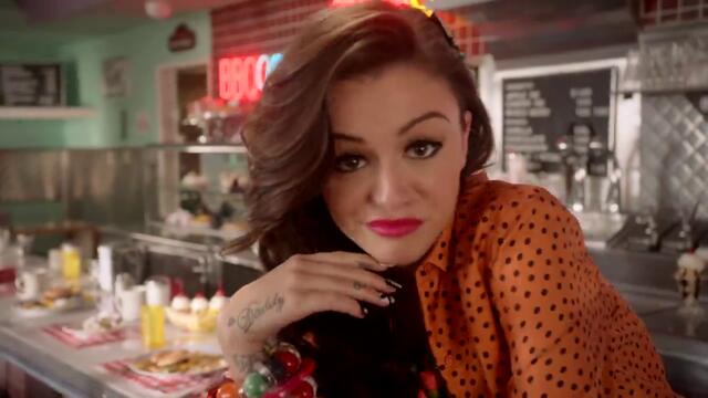 Cher Lloyd Want U Back Us Version Videoclip Bg
