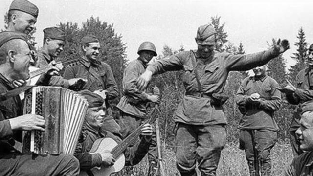 Валерий Сёмин  -  ЭХ, ГАРМОШЕЧКА РОДНАЯ!  Как "КАТЮША" на войне, ты нам дорогА!