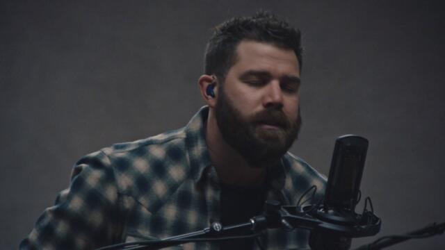 Jordan Davis - Trying (Live Performance) | Vevo