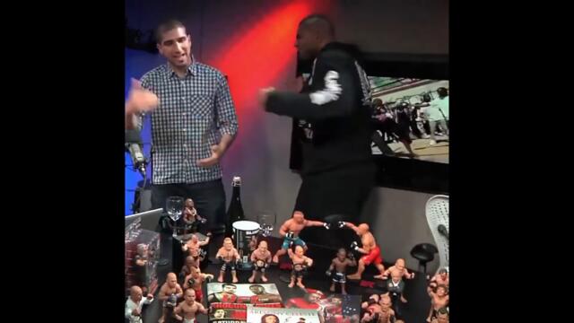 Ariel Helwani being unlikeable