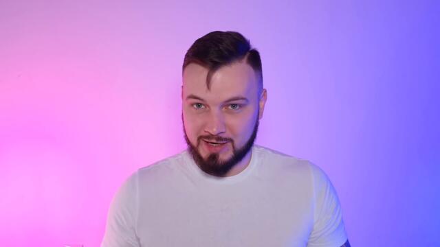 И это говорит президент? Разве это нормально? Унижающая президента гиря. Роскосмос, боевые роботы