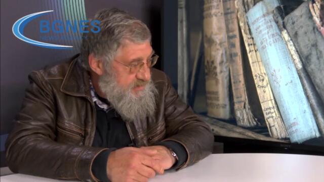 Деян Енев: Любовта към книгите е за цял живот