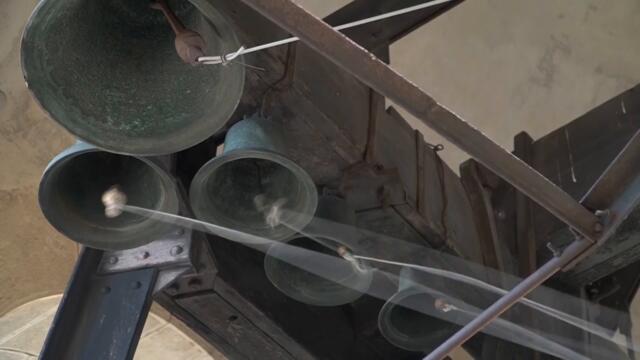 Звънарката на камбаните на „Ал. Невски“: Майсторлъкът е в това да обичаш камбаните