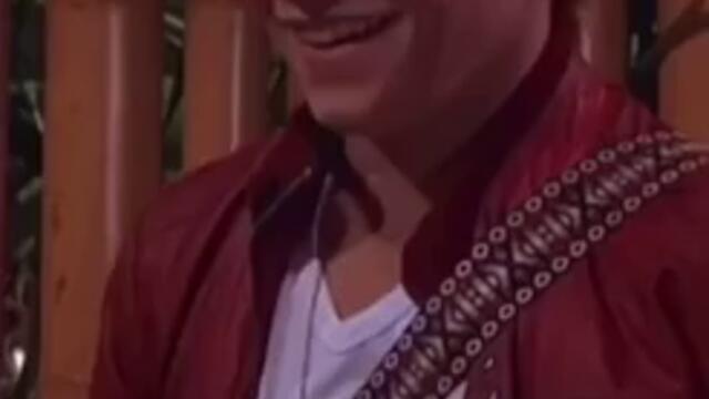 остин и Али