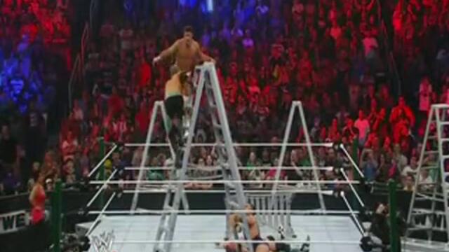 Money in The bank 2012 - Christian прави копие на Cody Rhodes от върха на стълба