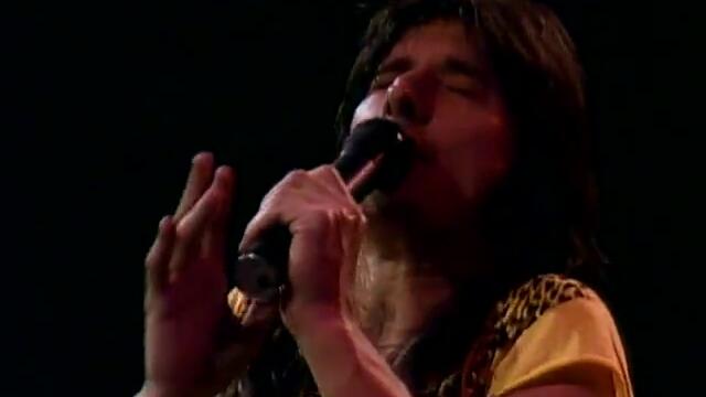 Journey - Don't Stop Believin' (Live in Houston)