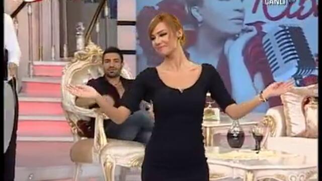 Didem Kinali performance (2012 February, HQ 480p)-111