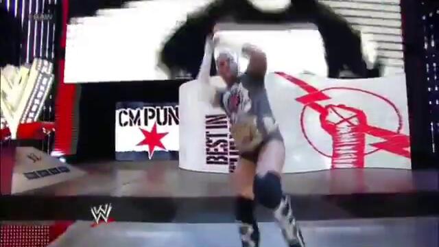 CM Punk vs Big Show - WWE Raw 13/08/12