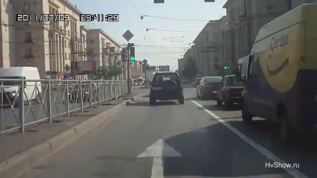 Къде си тръгнала бе, кифло