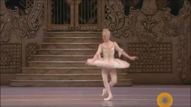 Лешникотрошачката(The Nutcracker) - Танцът на феята(кралски балет)
