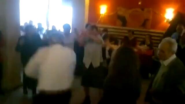 България - Пенсионери играят Gangnam style - Смях !