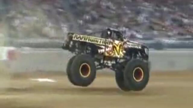 Shockwave Jet Truck Night-Monster Jam(2)