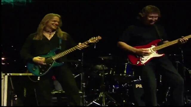 Deep Purple - Smoke On The Water (In Concert With The LSO)