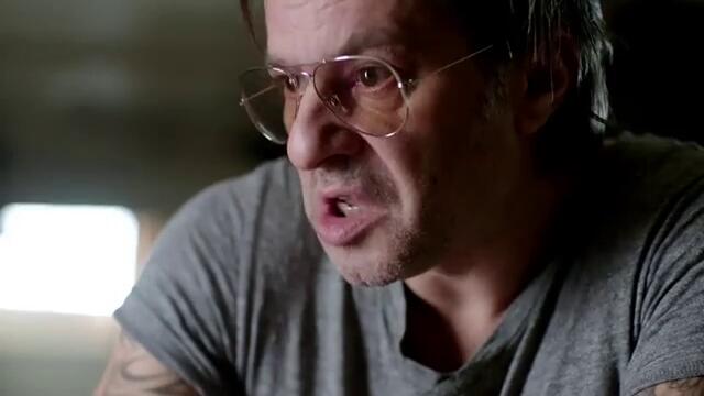 Патката му голяма като на..