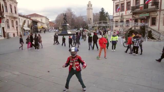 Harlem Shake 2013 - Maкедония (голям смях)