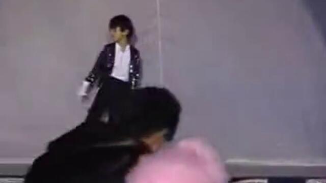 7 годишно дете , ще ви разбие фантазиите Michael Jackson