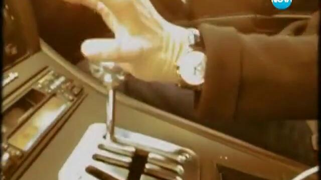 Джей Кей от Jamiroquai обикаля Европа с червено бижу