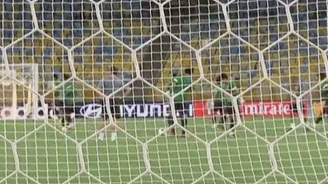 Преди финала за Купата на Конфедерациите между Бразилия и Испания