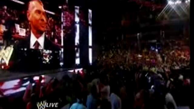 Vickie Guerrero Уволнена ! Brad Maddox е главен мениджър на Raw - Wwe Raw 8713 vs Mr. vs H