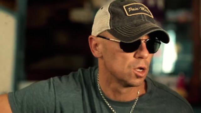 Kenny Chesney - When I See This Bar