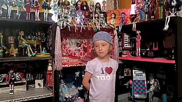 MONSTER HIGH DOLLHOUSE !!!!!!AWESOME 14 ROOMS
